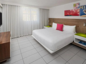 Royal Palm South Beach Miami, a Tribute Portfolio Resort