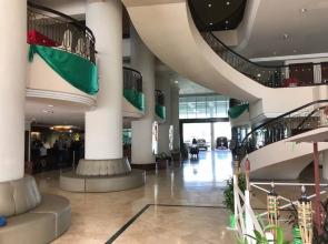 Rainbow Paradise Beach Resort