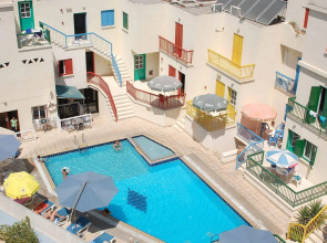 Sea 'n Lake View Hotel Apartments