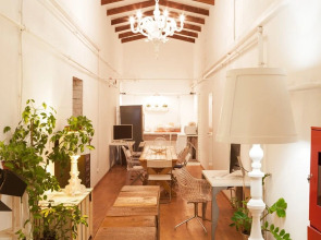 Hostel Petya and the Wolf - V.O.