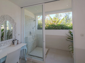 Villa Gili Bali Beach