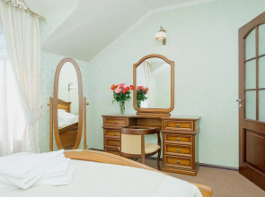 Zolota Gora Hotel-Rancho