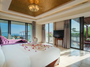 Palm Beach Resort And Spa