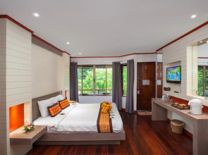 Phi Phi Natural Resort