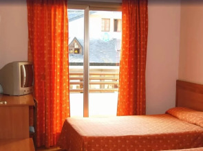 Santa Susanna Resort