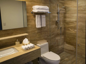 AR 218 Hotel by ULIV