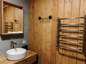 Harland Village (Харланд Вилладж)