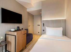 Quentin Amsterdam Hotel