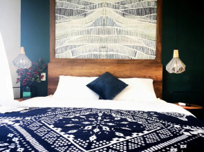 Benzen Boutique Stays Hostel and Apartment