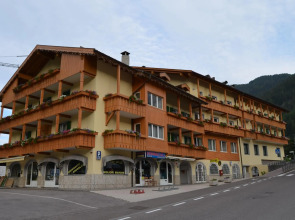 Hotel Ladina