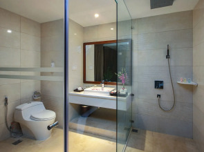 Eden Star Saigon Hotel