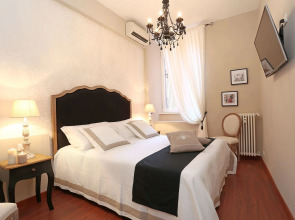 Avignonesi Suites - Domus Collection