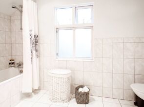 Akureyri Central House