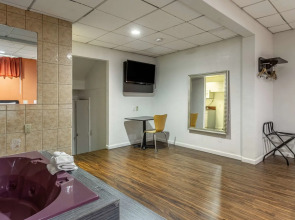 Motel 6 Elizabeth, NJ - Newark Liberty Intl Airport