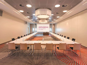 Mövenpick Hotel Amsterdam City Centre