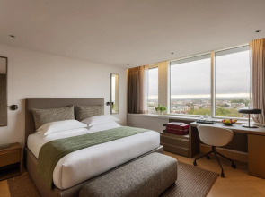 Hyde Park International