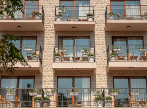 Отель Twelve by Aycon