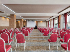 Ramada Resort by Wyndham Unye