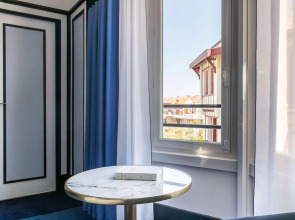 Hotel Plaza Biarritz Plage - Handwritten Collection
