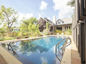 OYO 75378 Thawapee Resort