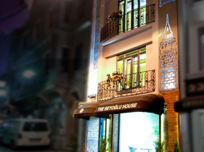 The Beyoglu House