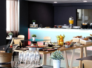 Отель AxelBeach Ibiza Spa & Beach Club - Adults Only Hotel