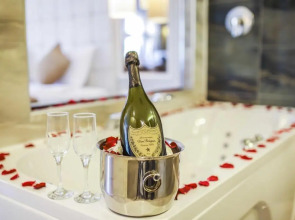 The Constantine Hotel