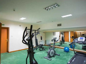 Khorezm Palace (Хорезм Пэлэс)