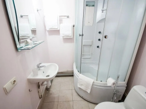 Nevsky 136 Guest House