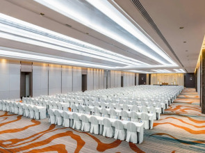 Novotel Phuket City Phokeethra Hotel