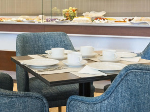 Hotel Acta The Avenue