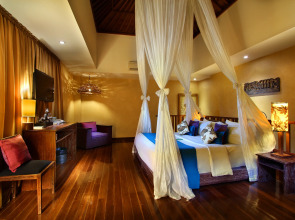 Kupu Kupu Jimbaran Beach Club & Spa by Loccitane