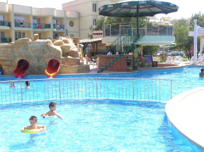 Sunny Day Club Hotel