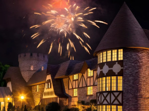 Anaheim Majestic Garden Hotel