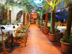 Deep Forest Garden Hotel