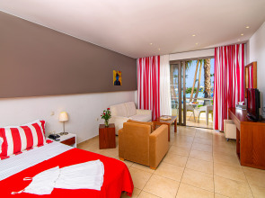 The Noverian Scenic Crete Hilltop Villa Resort & Spa