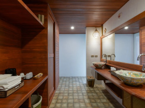 PingChan Koh Phangan Beachfront Resort