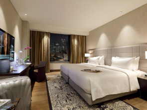 Makati Diamond Residences