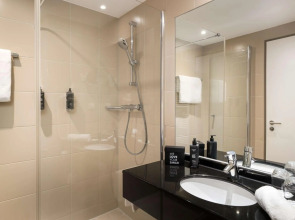 Elaya Hotel Hamburg Finkenwerder