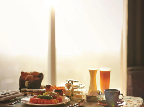 Shangri-La Eros, New Delhi