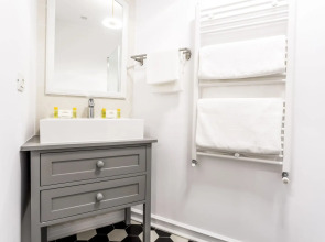 Matisse Bucharest Old Town