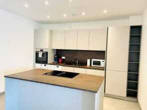 2 bedrooms with Terrace and Parking