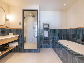 Hotel Le Café de Paris