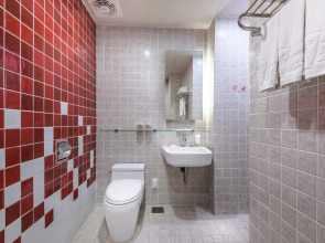 Aimi Jeju Beach Hotel