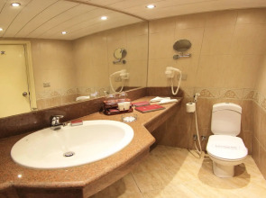 Pyramisa Suites Hotel Cairo