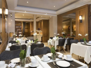 Dauphine Saint Germain Hotel