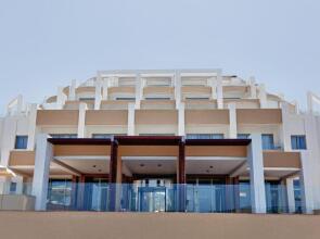 db Seabank Resort and Spa