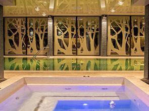 Palmon Bay Hotel & Spa