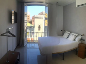 The Lights City Rooms