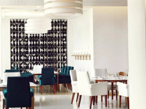 Отель Raffles Dubai